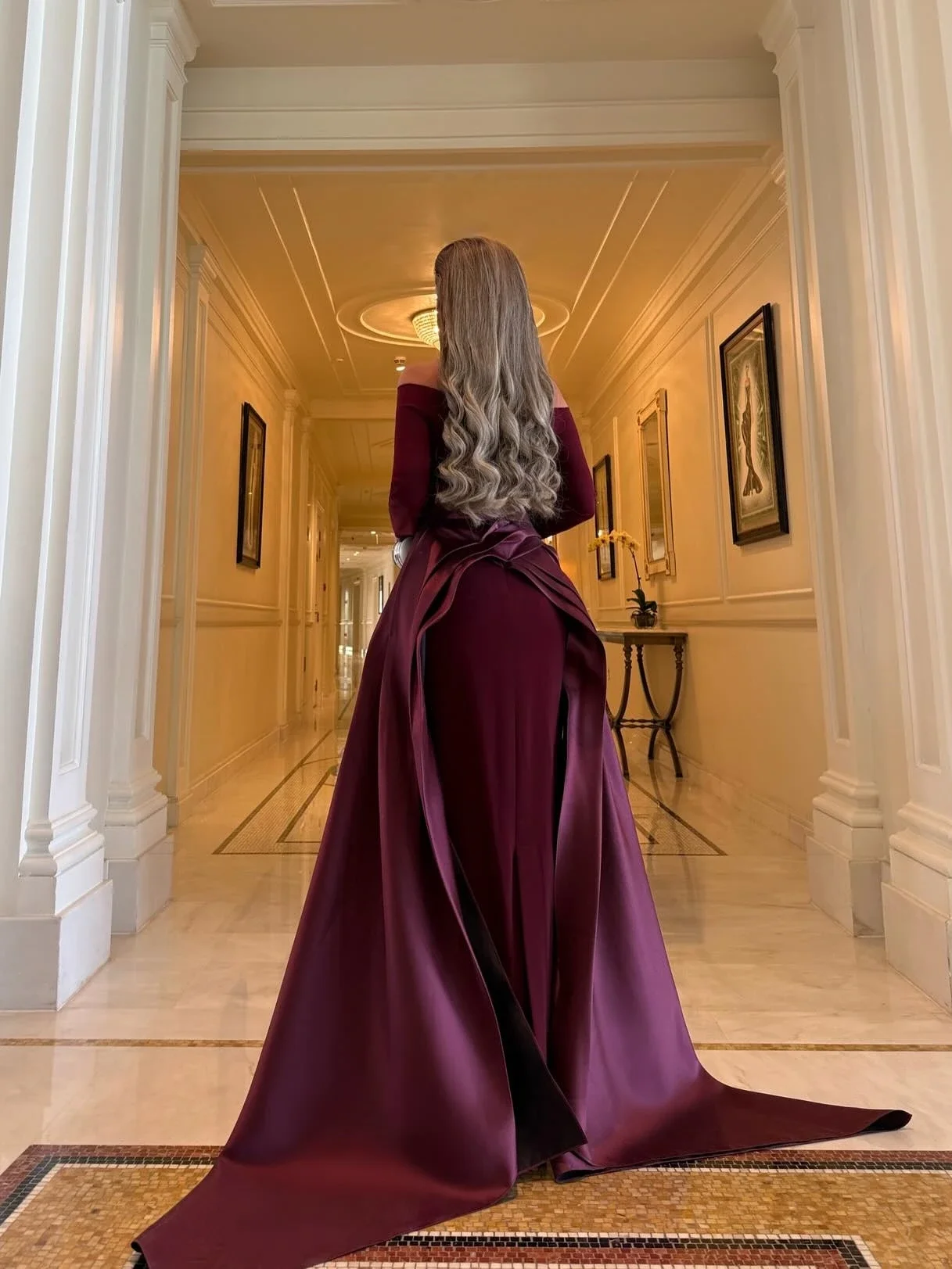 Oisslec فساتين حفلة موسيقية أنيقة خمر الحلو مثير الأحمر الساتان قارب الرقبة أزياء مناسبة رسمية حفلة موسيقية اللباس مساء حزب أثواب #2