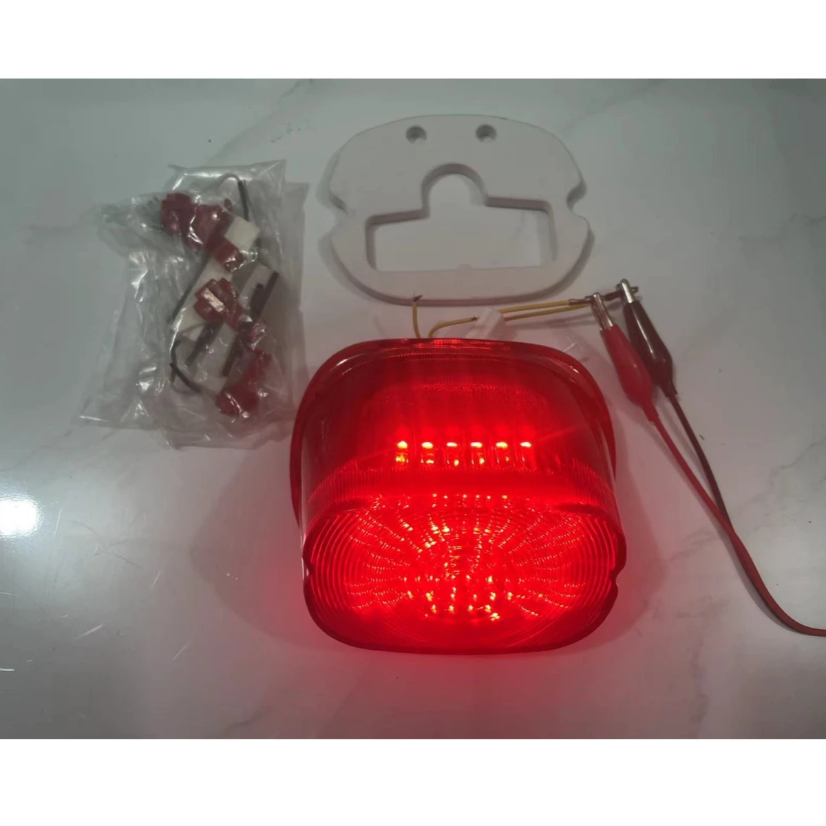 LED Tail Light Integrated Turn Signal For Harley Davidson Softail 1996-2008 Motorcycle Accessories Rear Brake Light