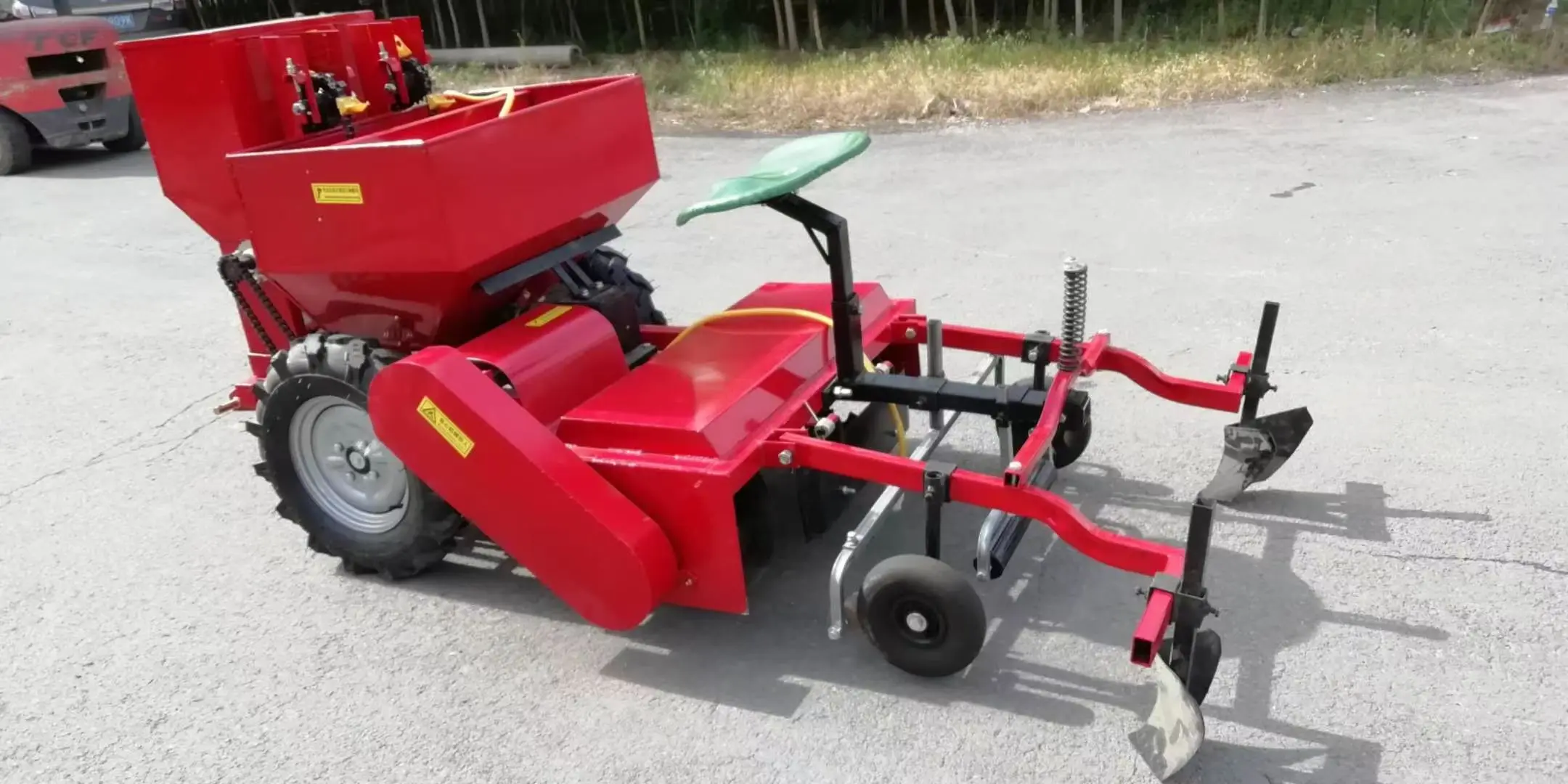 New Design 1 Rows Potato Seeder and Sweet Potato Planter for Walking Tractors