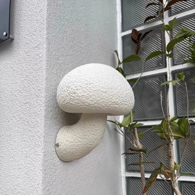Nakaguwabi sabi style French cream mushroom wall lamp minimalist coffee shop bedroom bedside staircase wall lamp