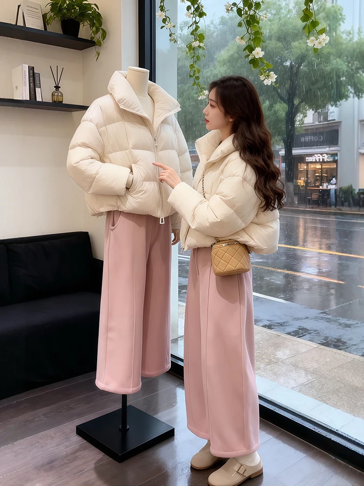 

Корейский утепленный хлопковый комплект из куртки и брюк с широкими штанинами для женщин больших размеров, зимний модный комплект одежды.