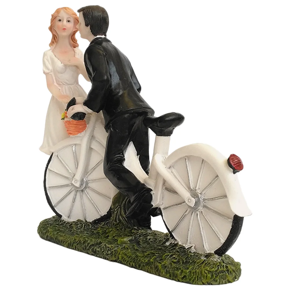 

Resin Wedding Cake Topper Bride Groom Figure Exquisite Craftsmanship Perfect for Anniversaries and Celebrations