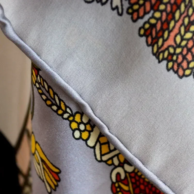 High-end Elegant Women Exquisite Horseshoe Buckle Printed Quality Plain Satin Silk Hand-rolled Edge Large Square Scarf Shawl