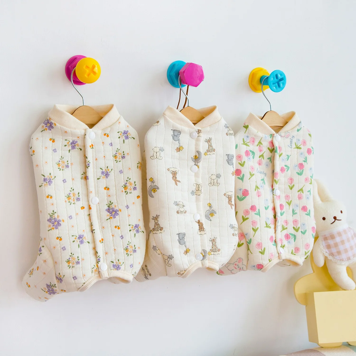 

Small and Medium-sized Dogs Flowers Cotton Clothes Teddy Warm Down Jacket Pet Winter Thickened Jacket Four Legs Dog Clothes