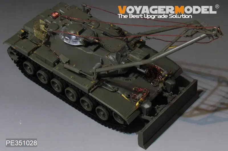 

Voyager PE351028 M728 CEV (боевой инженерный автомобиль) (для AFV CLUB AF35254)