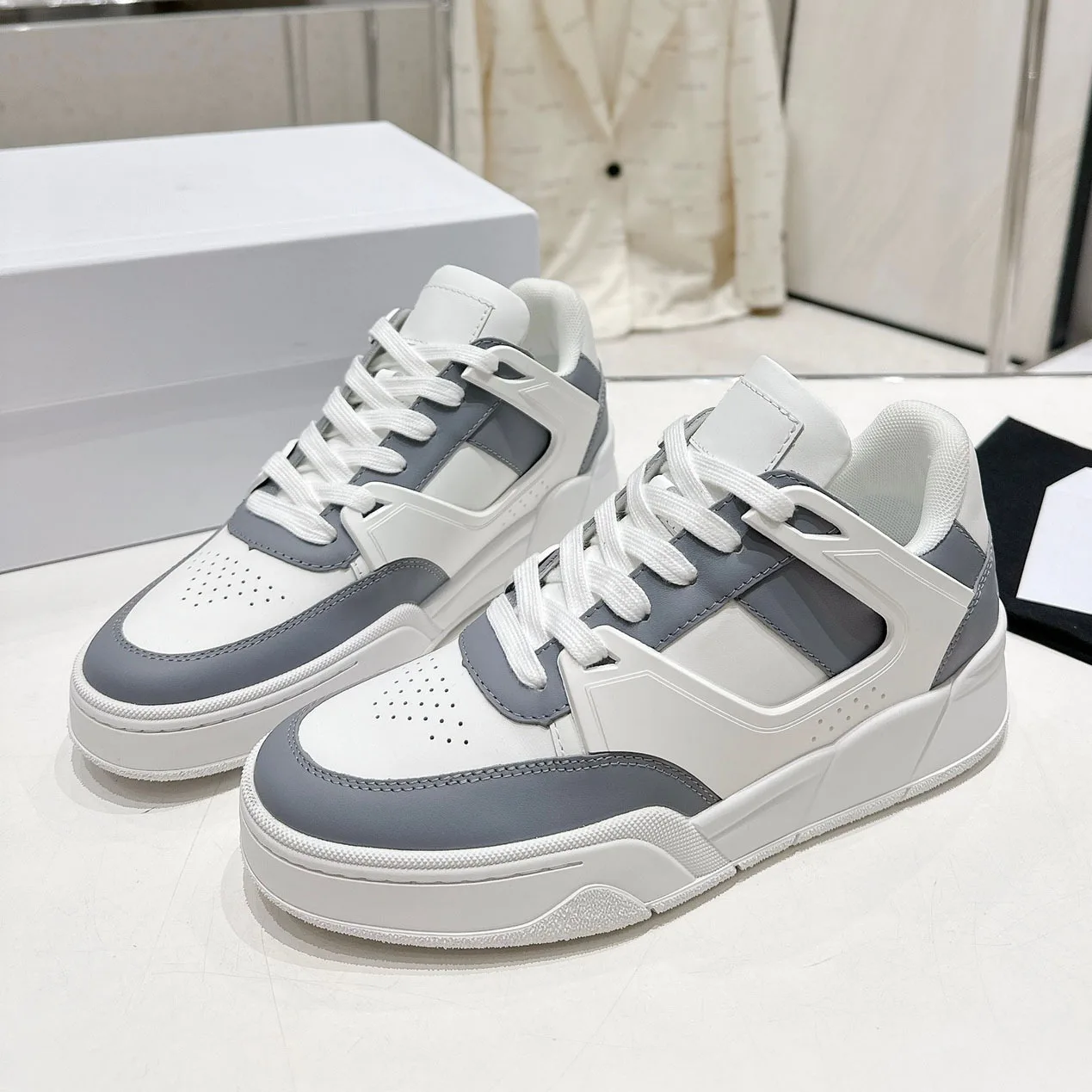 

Спортивные маленькие белые туфли, осенние новые черно-белые кожаные туфли с пандой на платформе, повседневные женские туфли на платформе