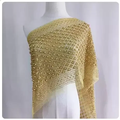 يمكن مطابقة الملابس النسائية داي بحرية مع شال مطرز لامع تايلاند لامع