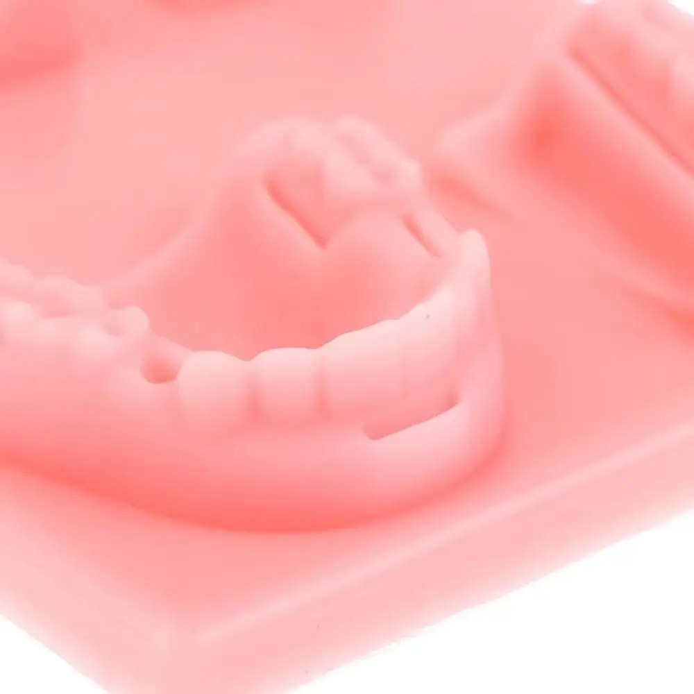 

Silicone Dental Oral/Gum Suture Model 4 Wound Types Suturing Practice Oral Skin Suture Pad Soft Simulation Dental Teaching Model