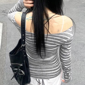 Süße japanische grundlegende dünne langen langen streifen t -shirt aus schulter die koreanische hals street feder fall y2k grau T -Shirt weiblich 6 Hauptverkäufe japanische Frauenkleidung - №2