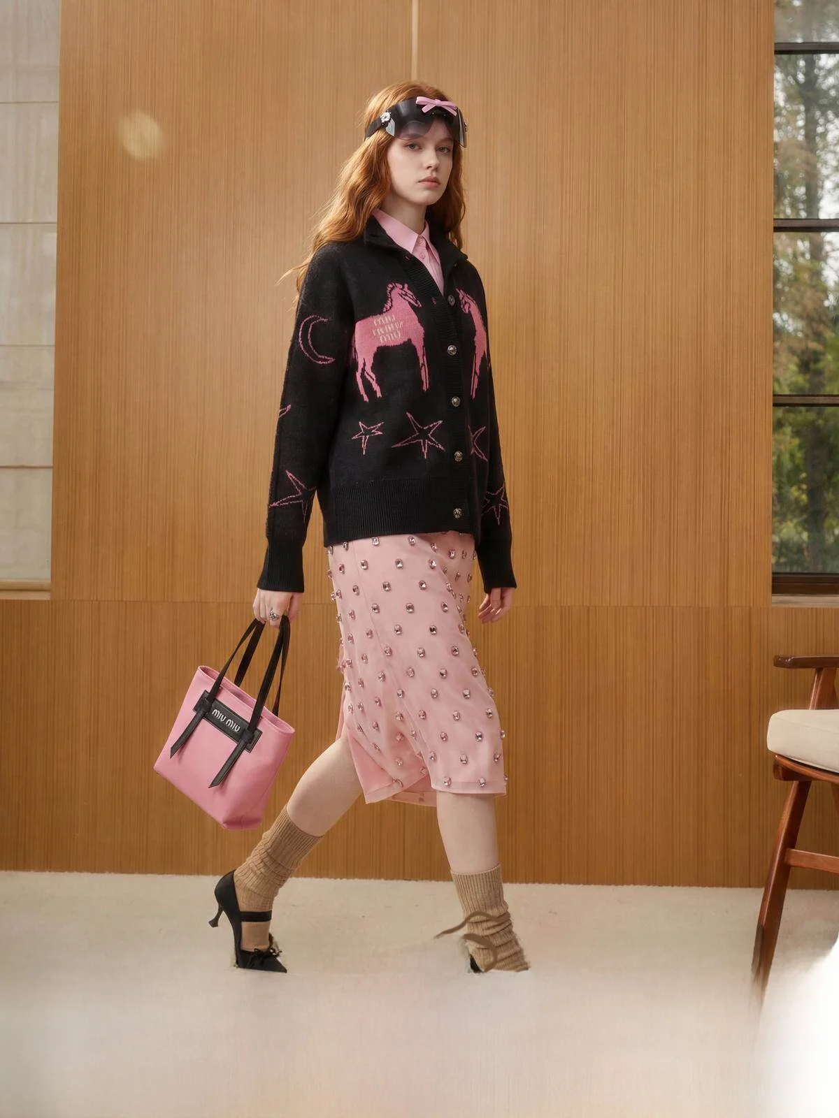 

Loose Women's Knitted Sweater Jo And Flower Vase × LAB Fair Island Spring 2026 New Sle Lazy High-End Feel Outerwear