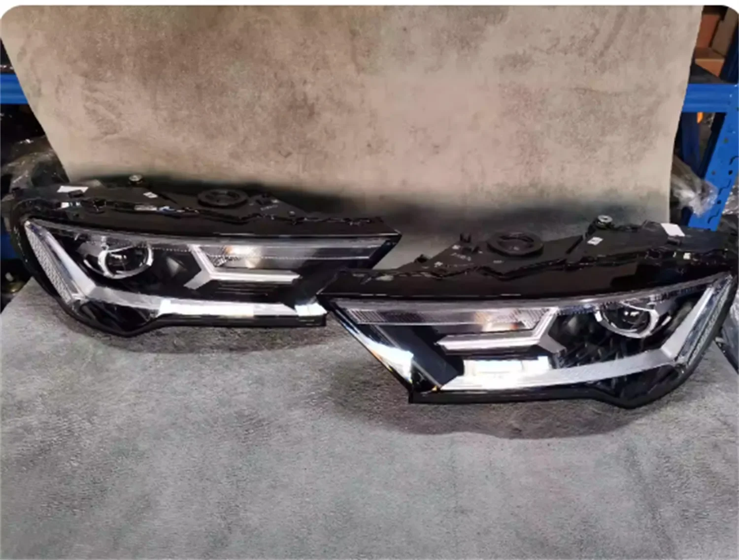 

LED Front Headlight Head Light Headlamp for Audi Q7 20-22 DRL Daytime Running Light Turn signal