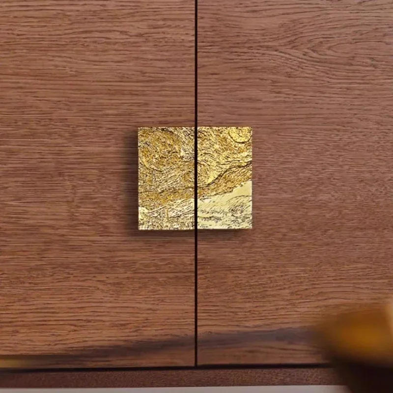 Massiver Messing-Schlafzimmer-Kleiderschrankbeschlag, Sternenhimmel-Blitz-Schubladengriffe / Goldener rechteckiger Relief-Design-Schranktürgriff und -knopf – Detail 7