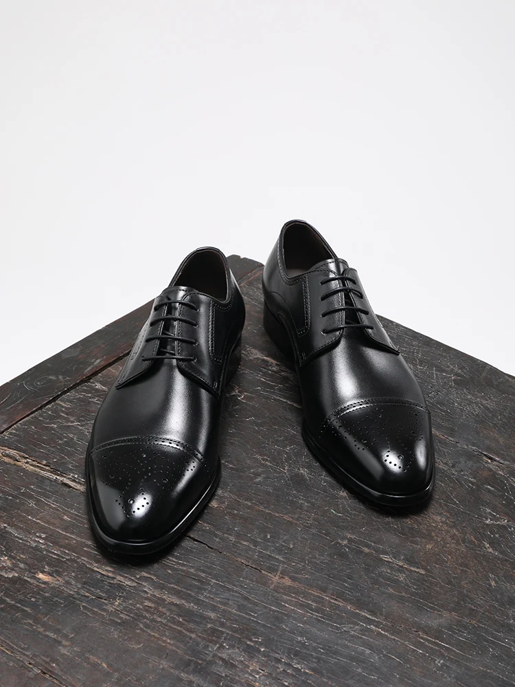 Spring and Autumn New Men's Formal Shoes, Genuine Leather Round Toe British Style Three Joint Oxford Shoes