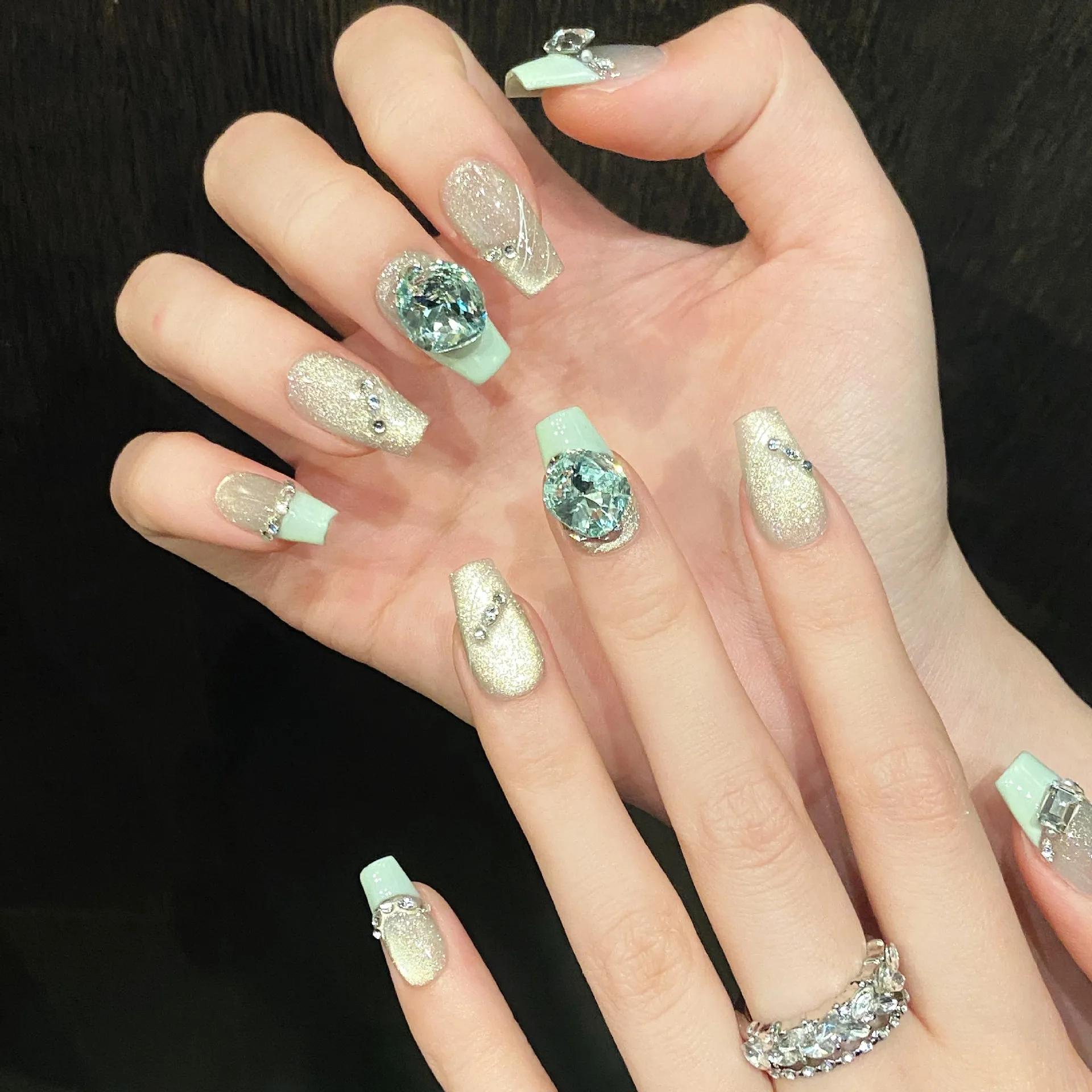 10 stuks middellange ballet handgemaakte nagels tip draagbaar cat's eye nep nagel glitter steentjes valse nagel kunst bloem druk op nagels