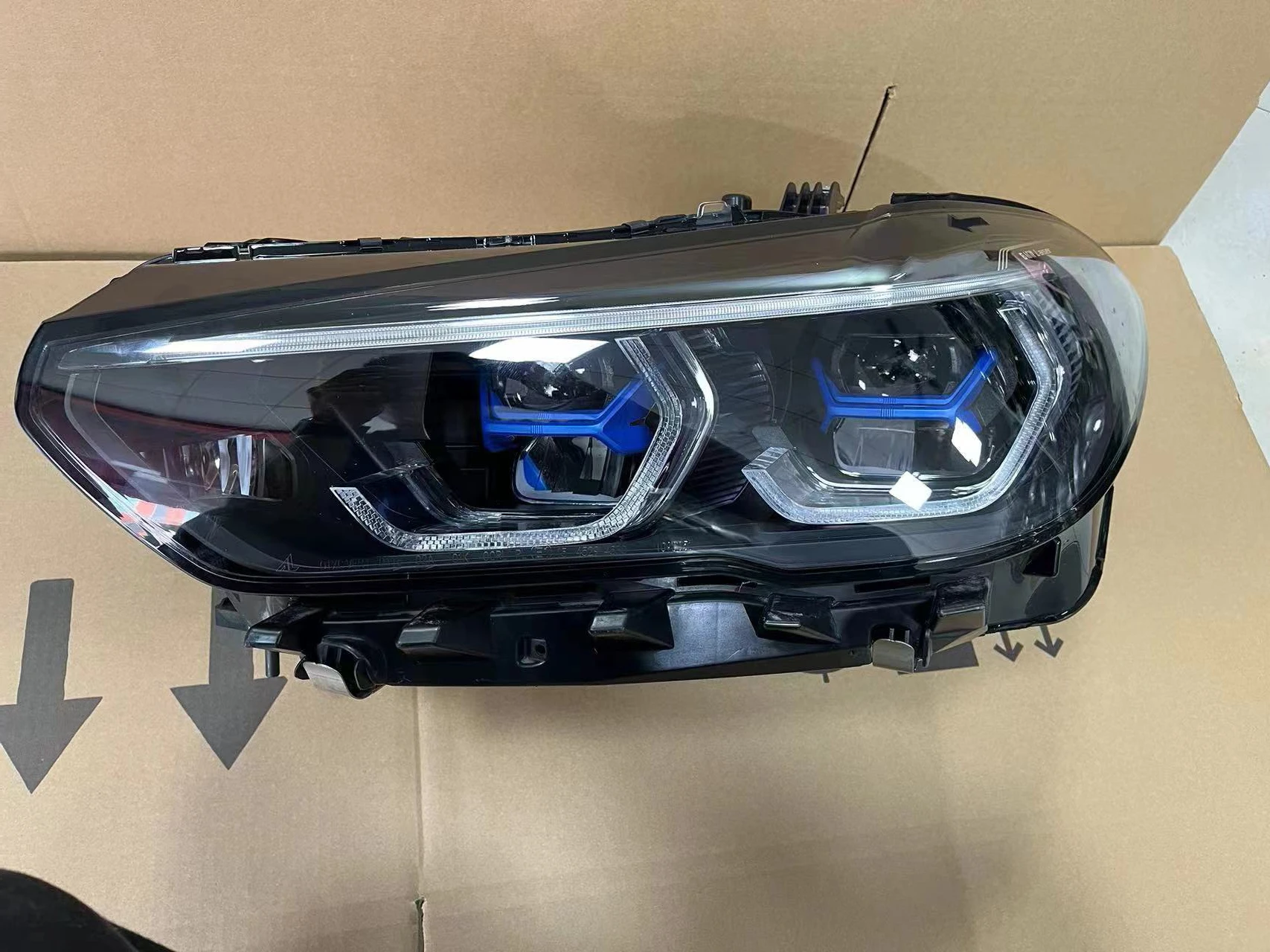 Per BMW G05 gruppo faro Laser versione nera