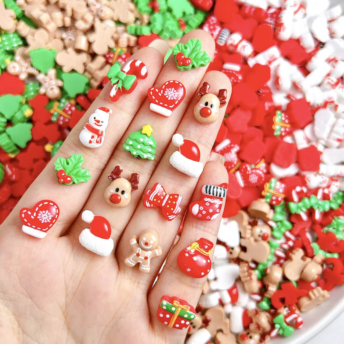 30 Uds. De dibujos animados 3D, muñeco de nieve creativo, sombrero de Navidad, dijes de resina para uñas, calcetines bonitos, caja de regalo, serie navideña, decoraciones artísticas para uñas DIY