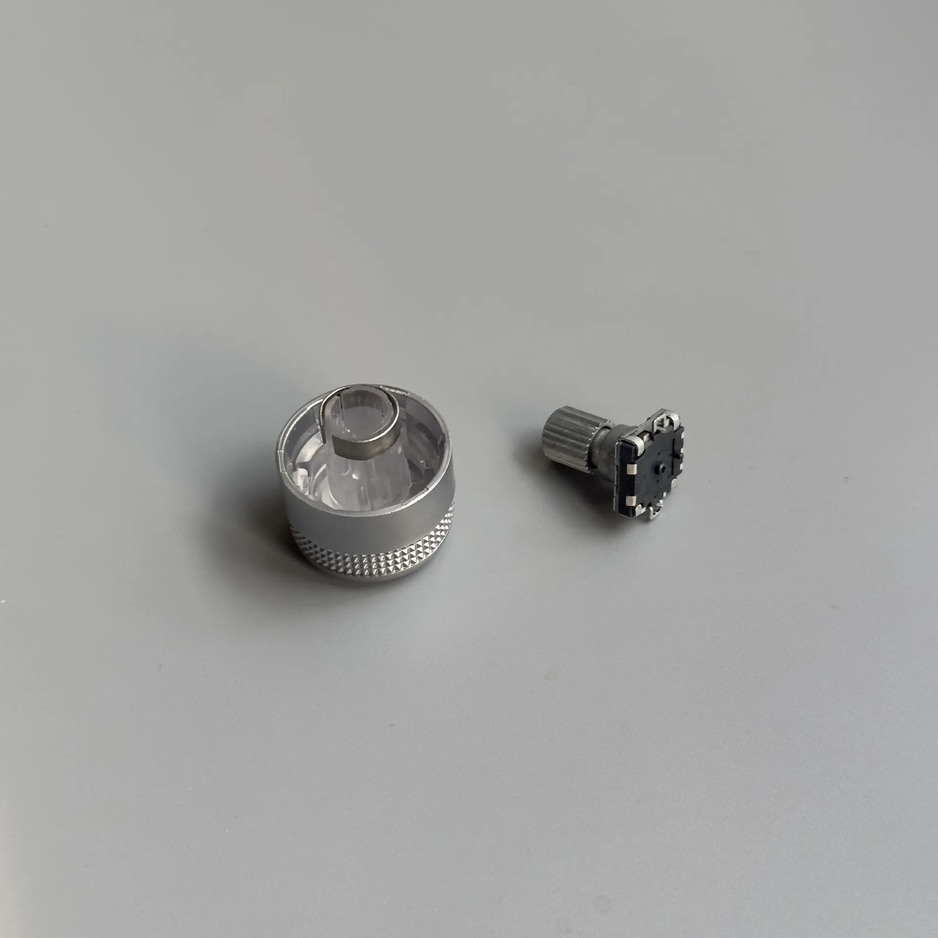 

Replacement Volume Knob Set with Shaft for For A6 For C7 2012 2018 Silver ABS Material Precise Control Direct Fit