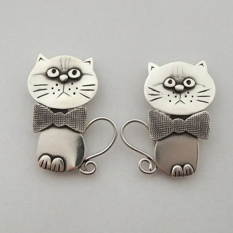 Cute cat earrings, holiday jewelry for women\'s holiday