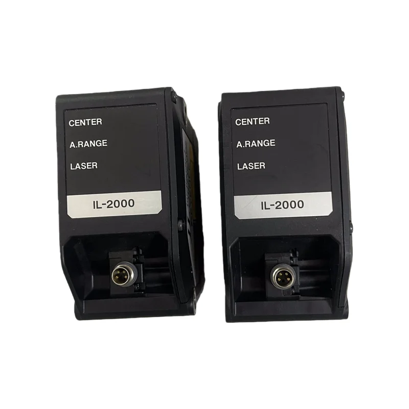 KEYENCE IL-2000 CMOS Laser Displacement Sensor Probe Used for Height Detection of Large Cargo Stacking