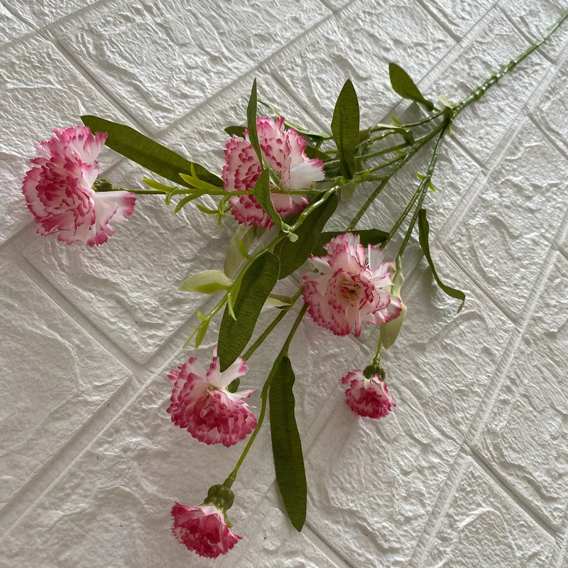 زهرة اصطناعية الحرير القرنفل الأغصان هدية عيد الأم محاكاة الزهور الشحنات ورود زينة وهمية مع النباتات الخضراء