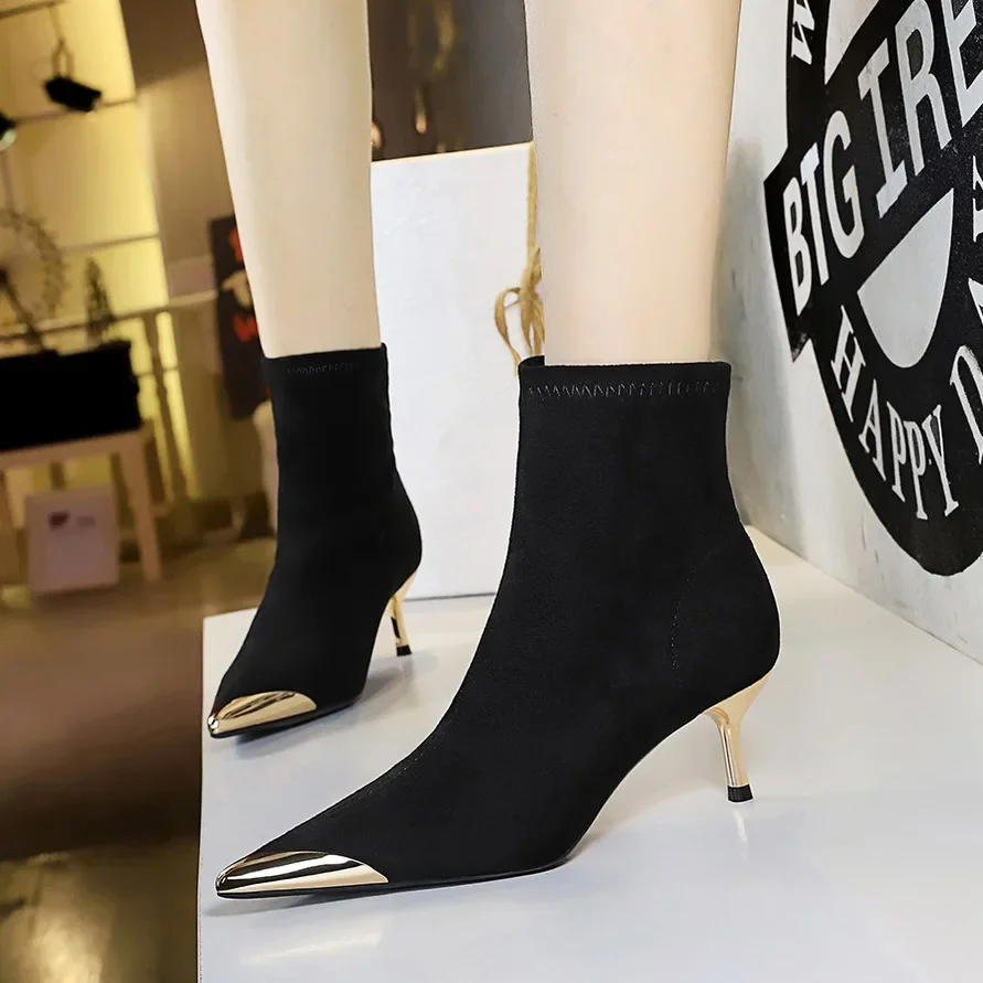 High Heels Women Ankle Boots Sexy Pointed Toe Leather Shoes Women Trend Snow Boots Party Pumps Dress Mujer Elegant Chelsea Boots