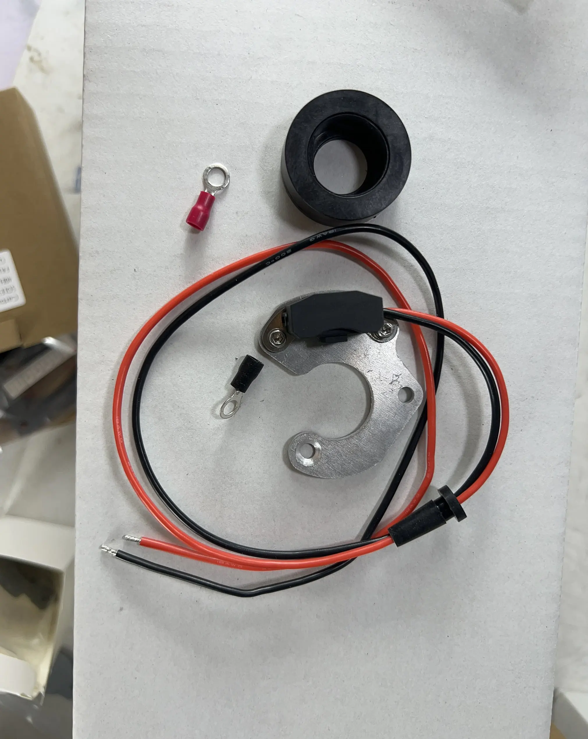 

SherryBerg IGNITOR New Ignition Points-to-Electronic Kit 1442 Ignitor For International 4 Cyl 353898RI