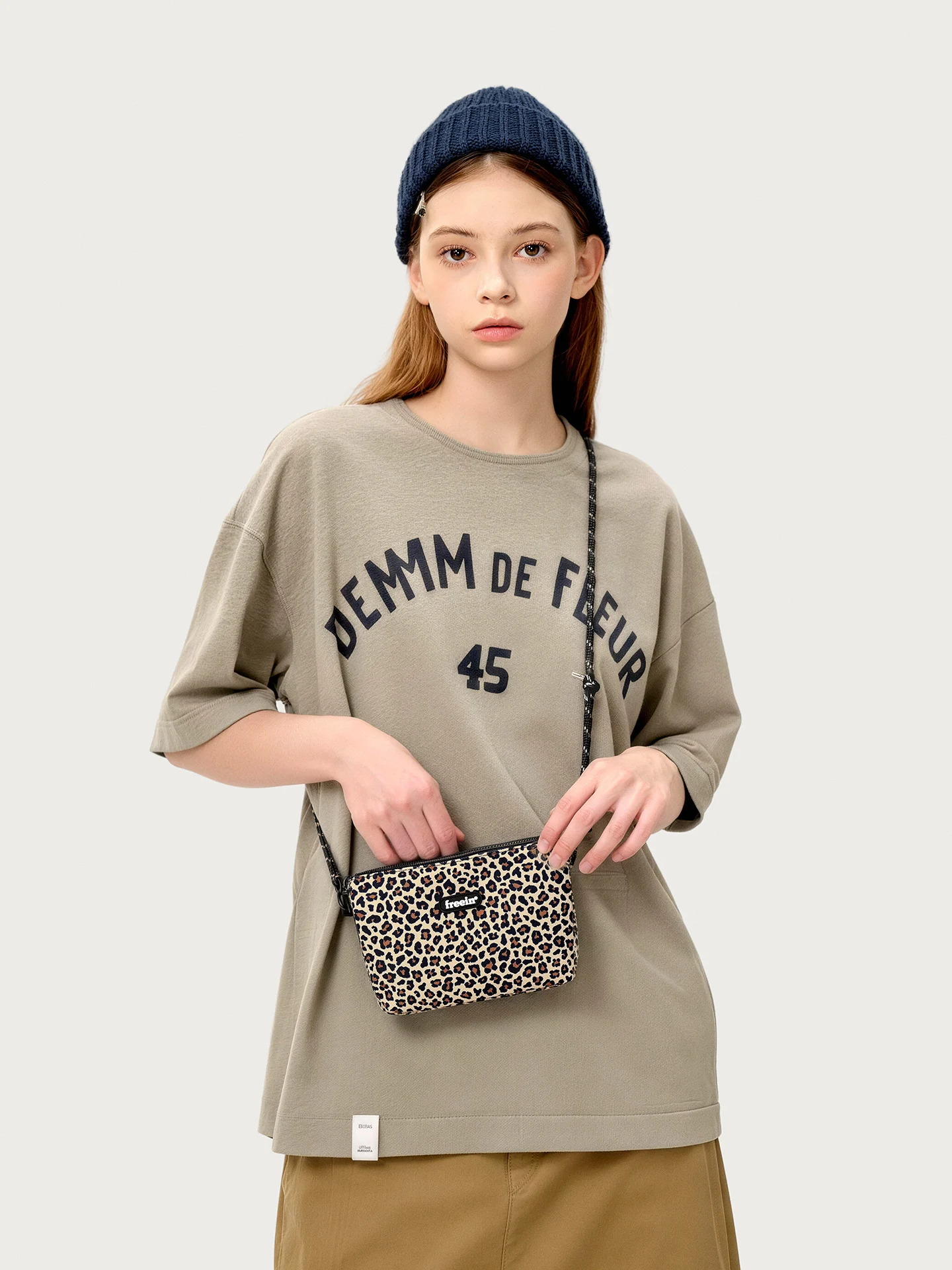 Freein Leopard Print  Crossbody Bag Lightweight Sporty Women's Fashion Brand Casual Summer Shoulder Bag Mobile Phone Case - view 3