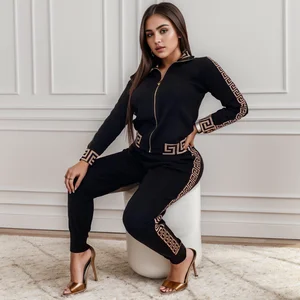 Erkek takım elbiselerinin en iyi 10 satışı - 2 numara