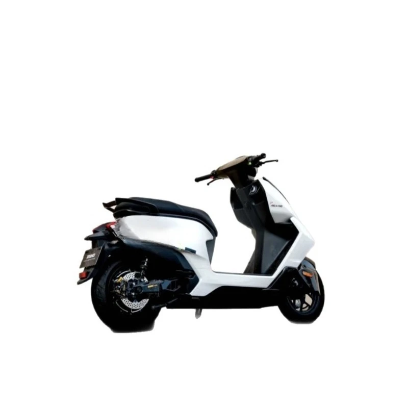 

Long Range Electric Motorcycle 1600W Commuting Scooter with Front and Rear Disc Brakes Lead Acid Battery