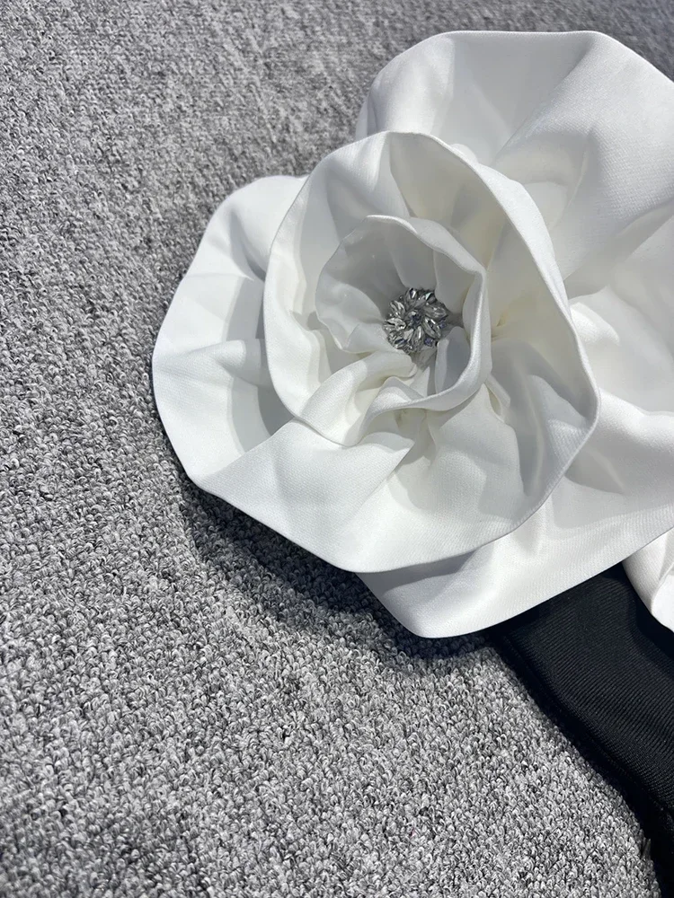 섹시한 Strapless 3D 꽃 디자인 붕대 드레스 여성 블랙 민소매 Backless Bodycon 긴 드레스 연예인 파티 이브닝 ​​가운