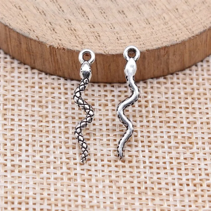 600 Stück antik versilberte Schlangen-Charms-Anhänger, 23 x 4 mm, für Armbänder, Ohrringe, Schmuckherstellung, B16714, Großhandel – Detail 3