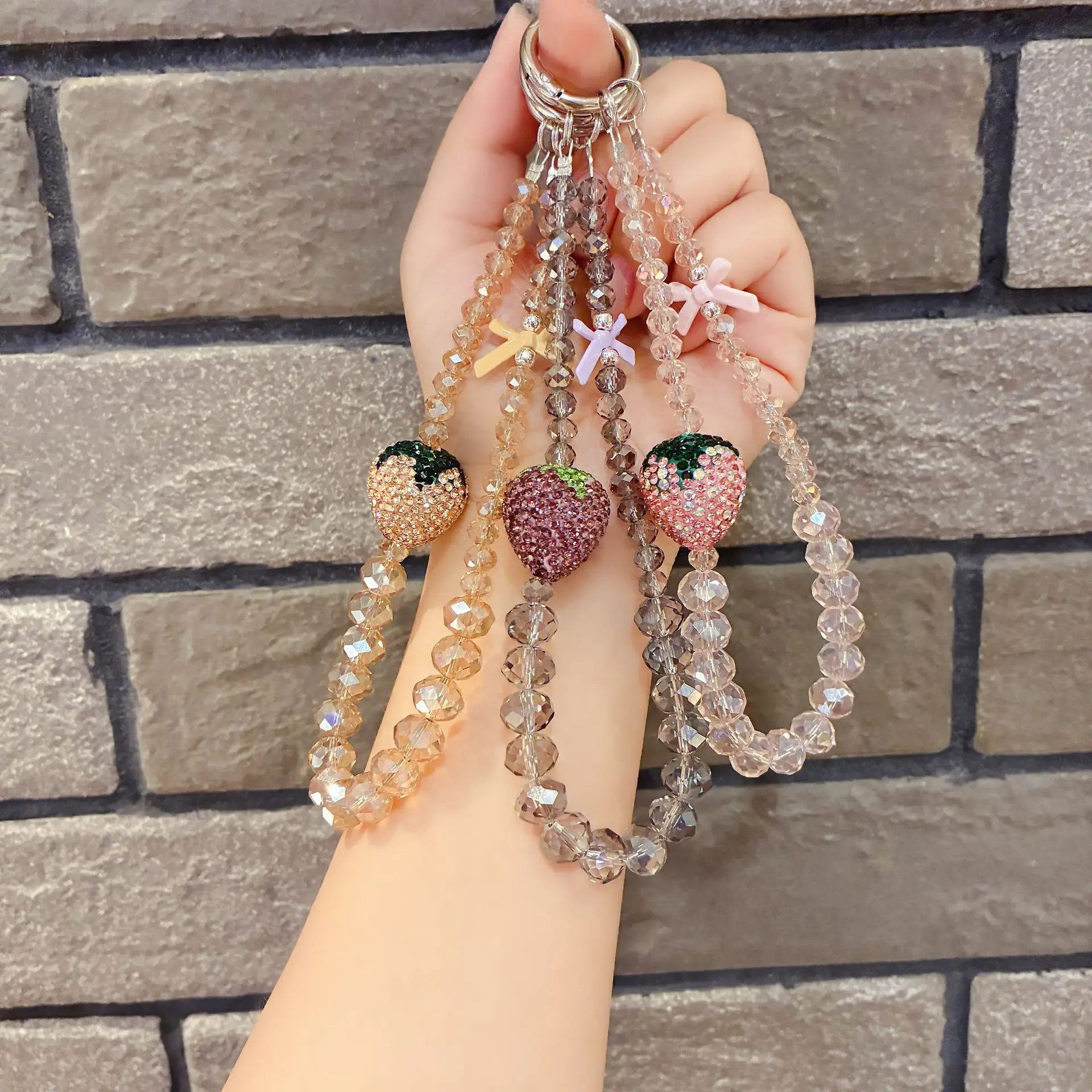 

Браслет-ремешок для телефона с бусинами, цепочка-шнурок для мобильного, блестящий браслет на запястье для женщин, многофункциональное украшение для телефона