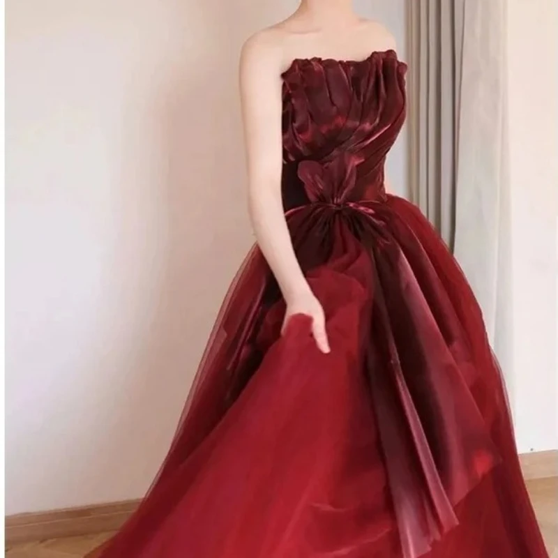 فستان سهرة للنساء لحفلات الزفاف أنيق خفيف فاخر بدون حمالات بدون أكمام برباط على شكل كرة فيستدو دي فيستا