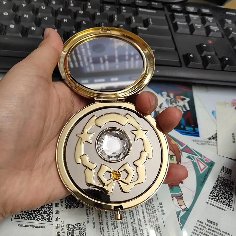 Espejo plegable Sailor Moon R Moonlight serie de memoria, estuche de estrellas de cristal, maquillaje cosmético compacto, caja de Cosplay de Sailor Moon de viaje