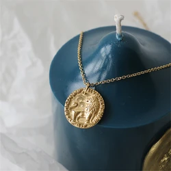 Titanium Steel Plated 18K Gold Lion Sculpture Coin necklace Fine Polished Animal Pendant for Women Clavicle Chain Choker Jewelry