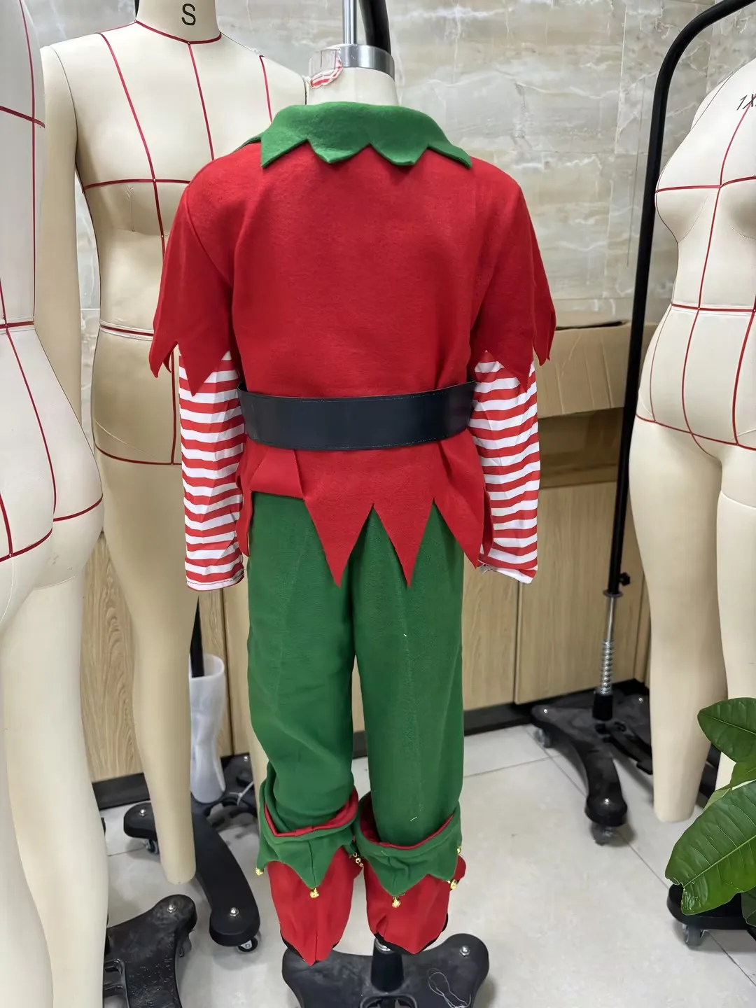 زي قزم عيد الميلاد للأولاد، قمصان مبتكرة بأكمام طويلة مع بنطال وقبعة وحزام وجوارب للحفلات التنكرية #6