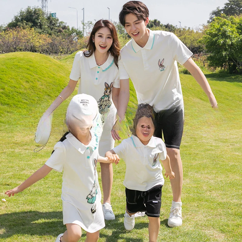 

Family Matching Outfits Mum Daughter Dresses Summer Beach Dad Son T-shirt $Shorts Family Look Holiday Couple Outfits Seaside