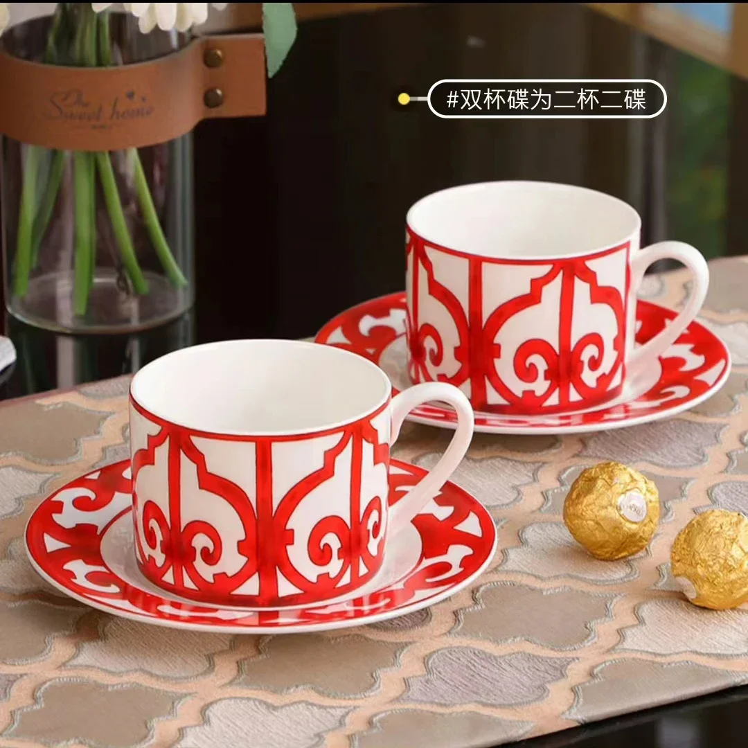 

European luxury bone china coffee cup English afternoon tea ceramic cup and saucer set couple coffee cup and saucer wedding gift