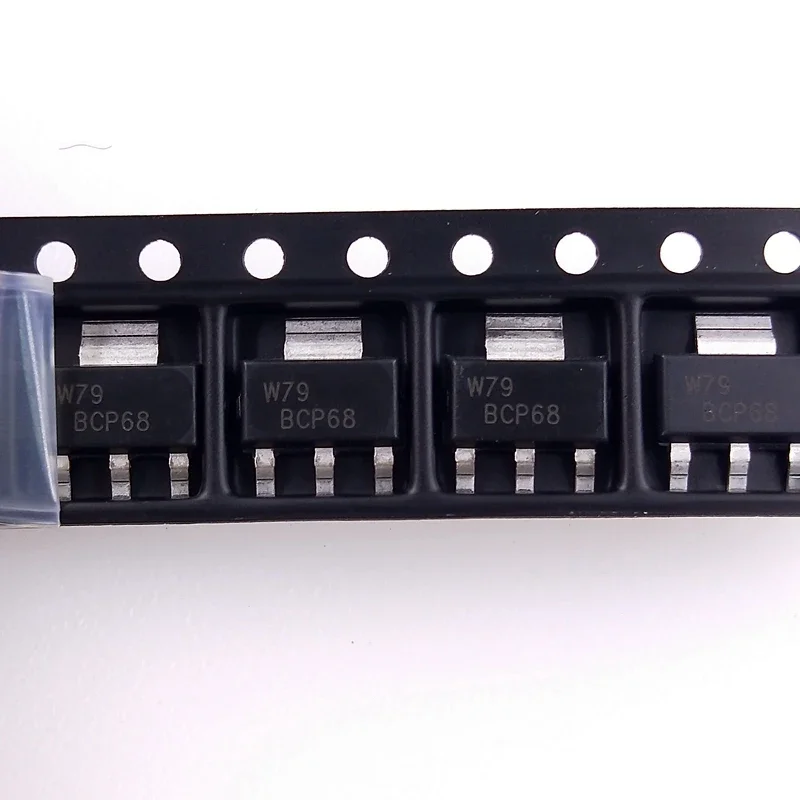 BCP68 SOT-223 50 개들이 새로운 재고 있음, 새로운 애프터 마켓 (BCP68)