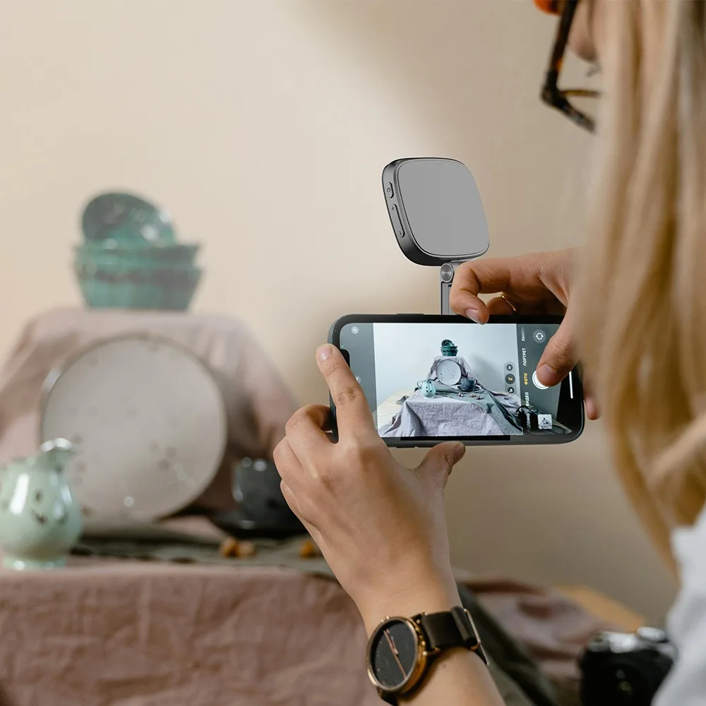 Mini Stand Selfie Fill Light Lightweight with Mirror Magnetic Selfie Light Handheld Portable Magnetic Photo Light Outdoor