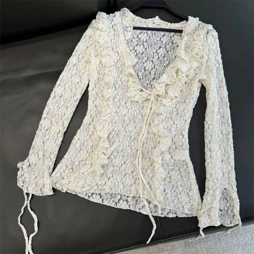 

UNIZERA women's lace layered top with solid color V-neck decoration for spring and summer new women's clothing
