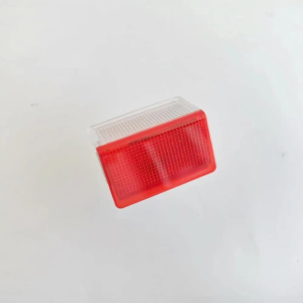 A2218202101 REAR BOOT LID COMPARTMENT LIGHT LENS for MERCEDES GLA W117 E350 E550 A207 2218202101