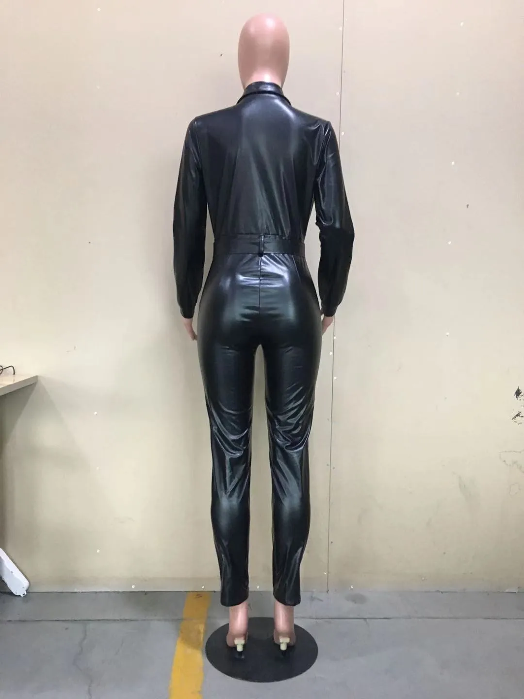 

Модный женский комбинезон из искусственной кожи с высокой талией, длинные брюки, зимняя коллекция, сексуальный универсальный костюм