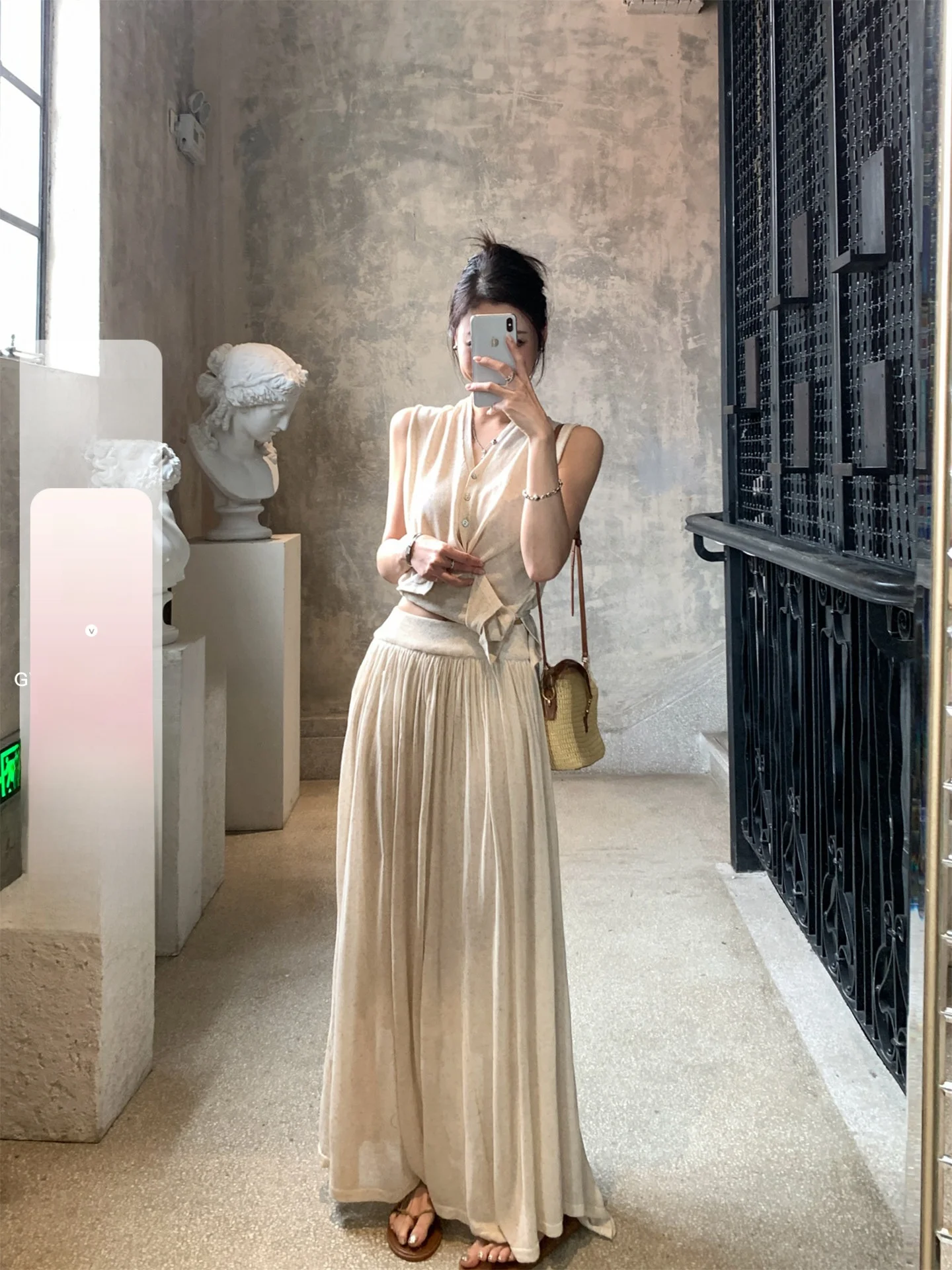 

GV Big Brother Linen Breathable Design Rellie Belted Vest Double Layer Midi Skirt Set New Women's Fashion Spring Collection