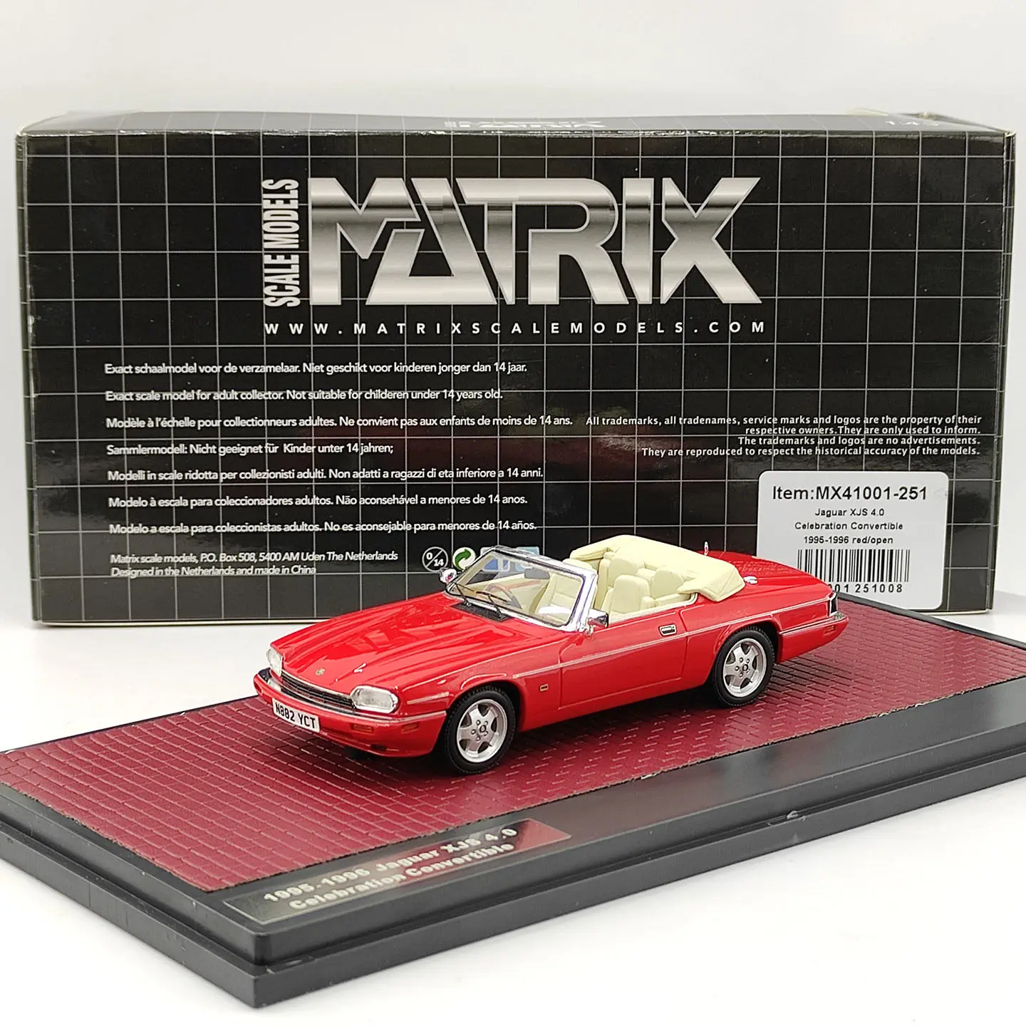 Defect MATRIX 1:43 Scale XJS 4.0 Convertible Edition 1995 - 1996 Resin Car Model