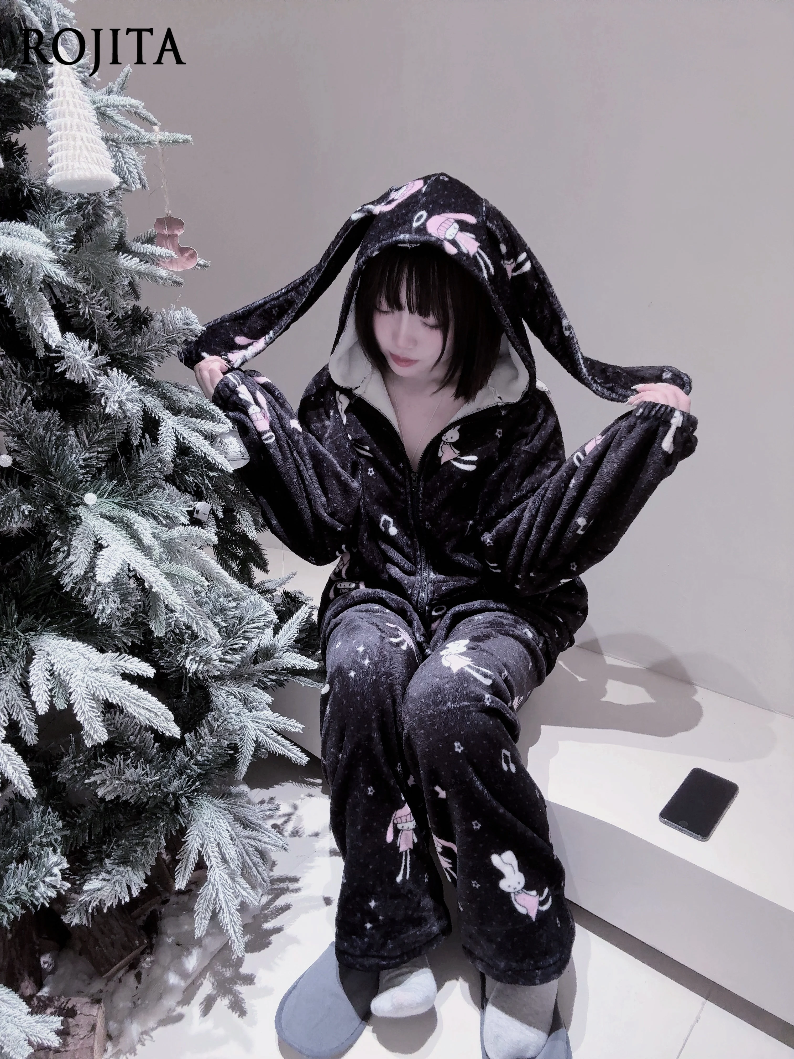 

Милый милый стильный свободный пижамный комплект с рисунком кролика, новинка 2025, осенне-зимняя фланелевая домашняя одежда с заячьими ушками, кавайная одежда