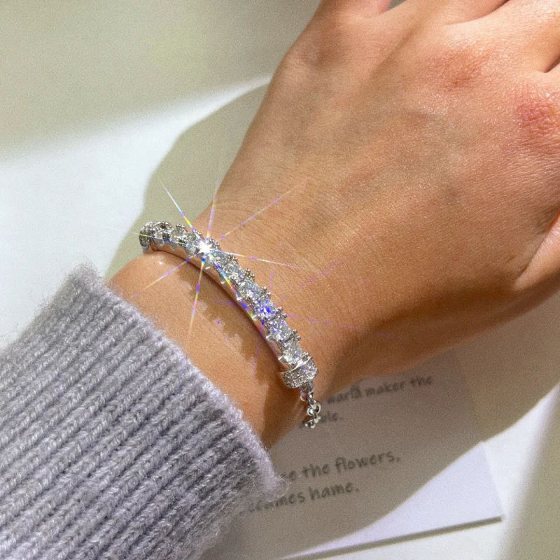 

Women, 9 Stones, 50 Points, D Color, 925 Silver, Imitation Bracelet