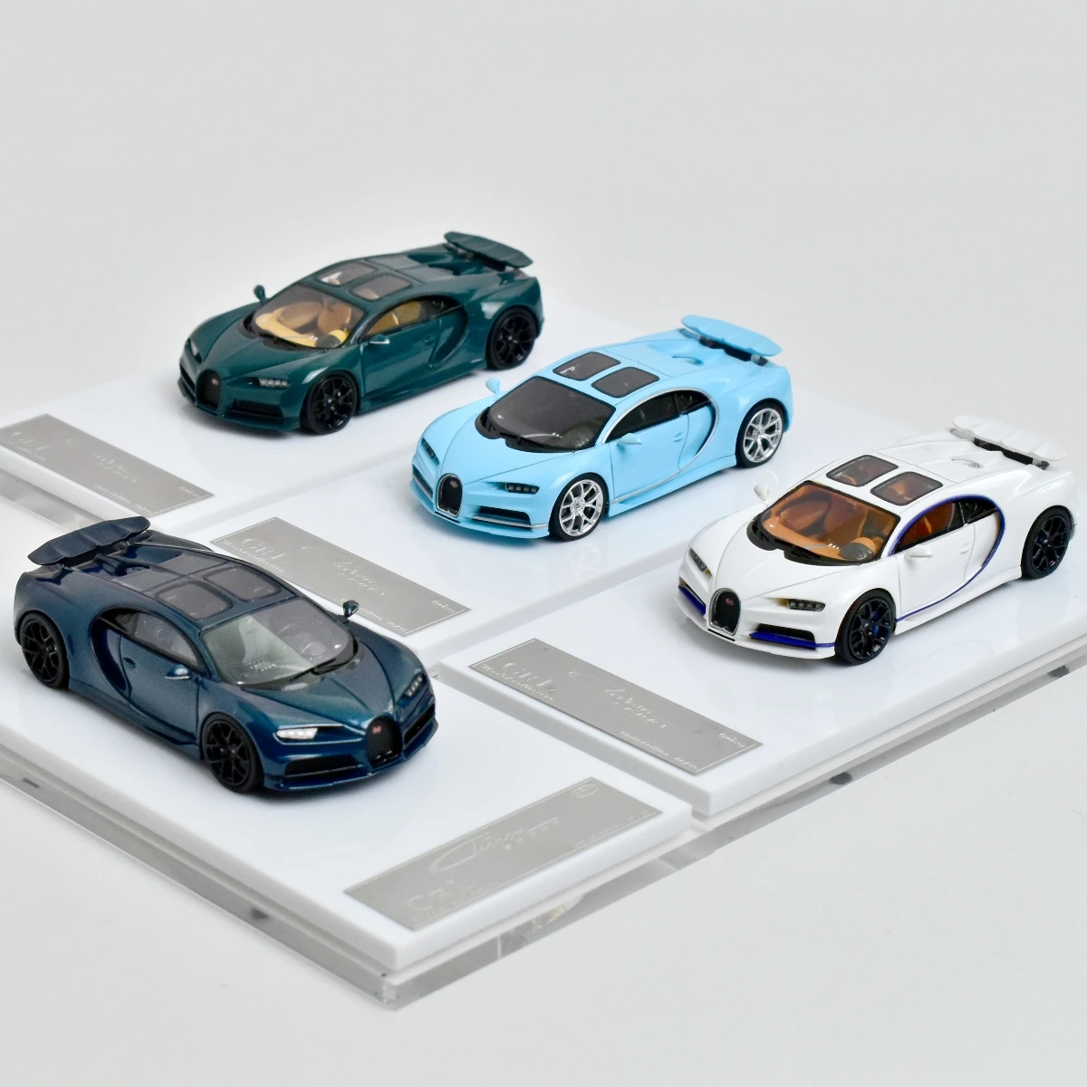 ART CRL 1:64 Bugatti Chiron Resin Diecast Model Car