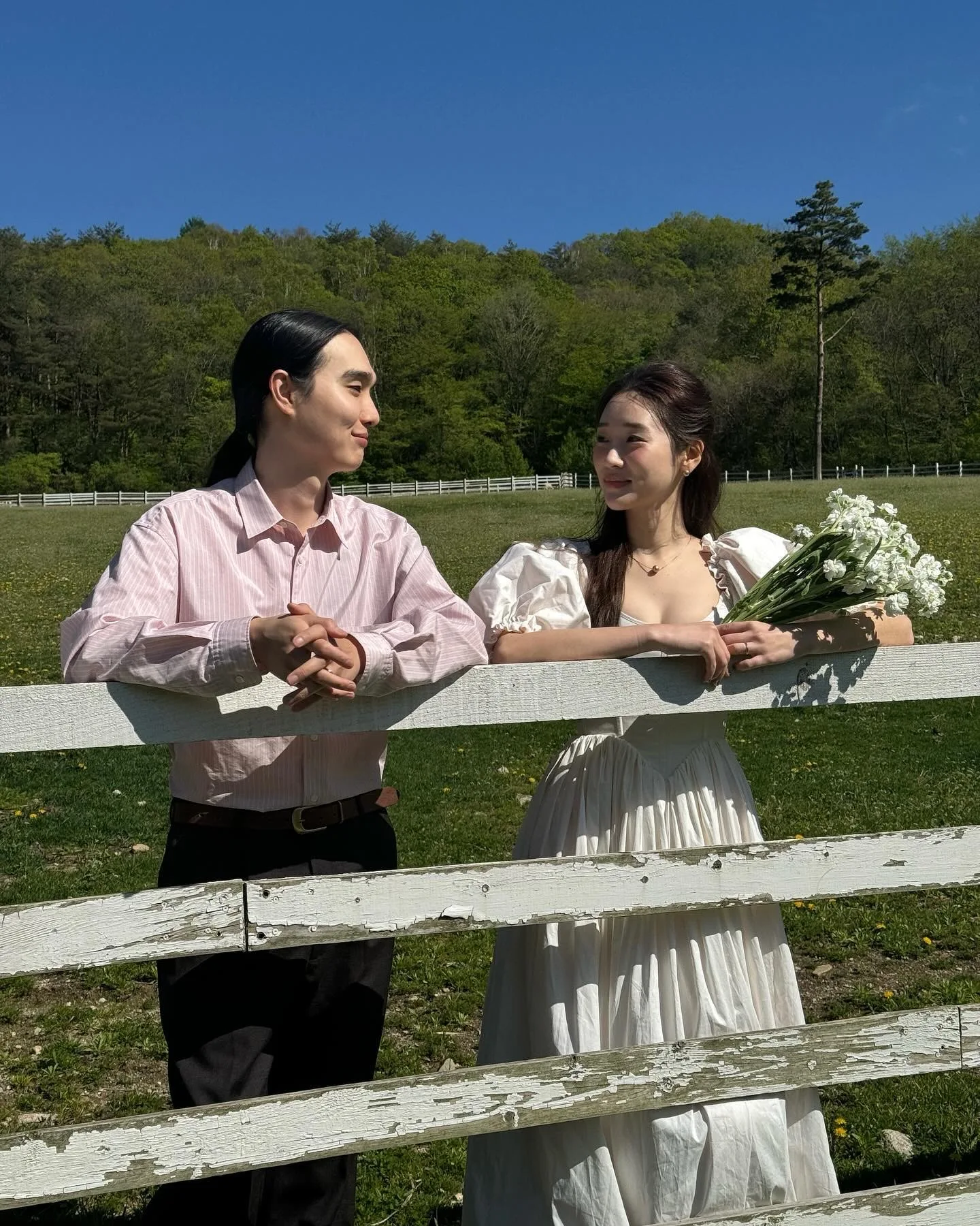 Vestido de novia elegante de Corea con cuello cuadrado, sesión de fotos, línea A, manga corta abombada, vestido de novia de tafetán hasta el suelo, personalizado