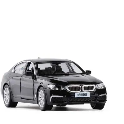 1:36 BMW M550i Pressofuso In Lega di Metallo Modello di Auto Per La Collezione Modello di Veicolo Tirare Indietro Giocattoli Auto Per Il Regalo Dei Bambini F211